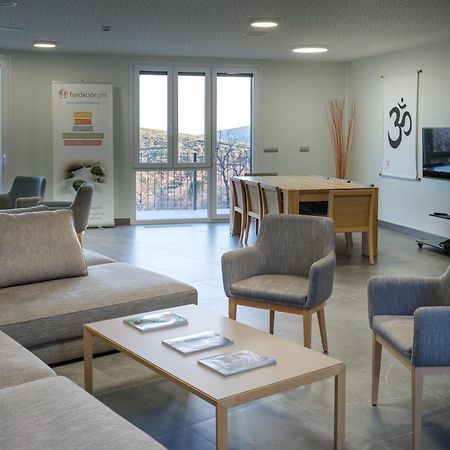 Hotel Campusphi Асебо Екстер'єр фото
